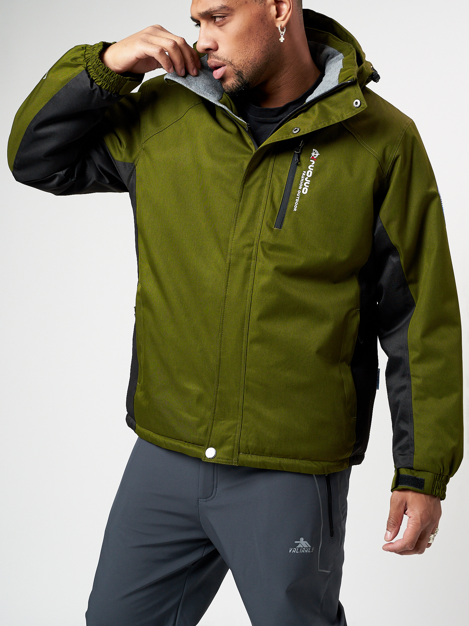 Купить Спортивная куртка мужская зимняя цвета хаки 78016Kh