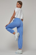 Купить Джоггеры спортивные трикотажные женские синего цвета 053S, фото 6