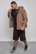 Купить Джинсовая куртка мужская с капюшоном коричневого цвета 12768K, фото 9