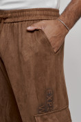 Купить Спортивные мужские джоггеры из бархатного трикотажа коричневого цвета 12926K, фото 13