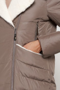 Купить Пальто утепленное с капюшоном зимнее женское коричневого цвета 132255K, фото 11