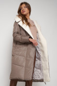 Купить Пальто утепленное с капюшоном зимнее женское коричневого цвета 132255K, фото 15