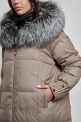 Купить Пальто утепленное с чернобуркой зимнее женское коричневого цвета 133156K, фото 16