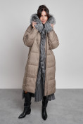Купить Пальто утепленное с чернобуркой зимнее женское коричневого цвета 133156K, фото 3