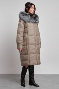 Купить Пальто утепленное с чернобуркой зимнее женское коричневого цвета 133156K, фото 7