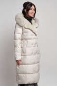 Купить Пальто утепленное с капюшоном и мехом зимнее женское бежевого цвета 133203B, фото 13