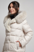 Купить Пальто утепленное с капюшоном и мехом зимнее женское бежевого цвета 133203B, фото 15