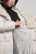 Купить Пальто утепленное с капюшоном и мехом зимнее женское бежевого цвета 133203B, фото 17