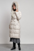 Купить Пальто утепленное с капюшоном и мехом зимнее женское бежевого цвета 133203B, фото 8