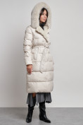 Купить Пальто утепленное с капюшоном и мехом зимнее женское бежевого цвета 133203B, фото 9