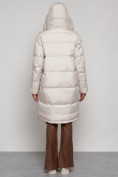 Купить Пальто утепленное с капюшоном зимнее женское бежевого цвета 133208B, фото 17
