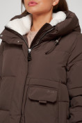 Купить Пальто утепленное с капюшоном зимнее женское коричневого цвета 133208K, фото 13