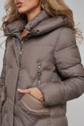 Купить Пальто утепленное с капюшоном зимнее женское коричневого цвета 13332K, фото 13