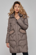 Купить Пальто утепленное с капюшоном зимнее женское коричневого цвета 13332K, фото 9