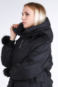 Купить Куртка зимняя женская молодежная с помпонами черного цвета 1943_01Ch, фото 8