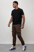 Купить Джинсы карго мужские с накладными карманами коричневого цвета 2403-1K, фото 2