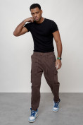 Купить Джинсы карго мужские с накладными карманами коричневого цвета 2418K, фото 6