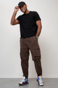 Купить Джинсы карго мужские с накладными карманами коричневого цвета 2423K, фото 6