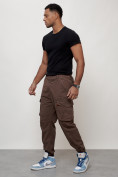 Купить Джинсы карго мужские с накладными карманами коричневого цвета 2425K, фото 3