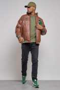 Купить Куртка из экокожи мужская на резинке коричневого цвета 28115K, фото 11