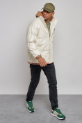 Купить Куртка из экокожи мужская с плюшевым капюшон бежевого цвета 28132B, фото 11