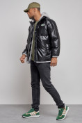 Купить Куртка из экокожи мужская с плюшевым капюшон черного цвета 28132Ch, фото 2