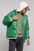 Купить Куртка из экокожи мужская с плюшевым капюшон зеленого цвета 28132Z, фото 6