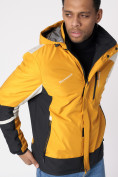 Купить Куртка спортивная мужская с капюшоном желтого цвета 3589J, фото 12