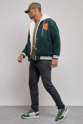 Купить Бомбер плюшевый мужской с капюшоном молодежный темно-зеленого цвета 38135TZ, фото 2
