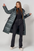 Купить Пальто утепленное с капюшоном зимнее женское  темно-зеленого цвета 442116TZ, фото 4