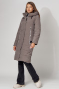 Купить Пальто утепленное с капюшоном зимние женское  коричневого цвета 442189K, фото 2