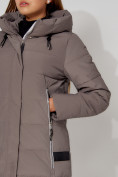 Купить Пальто утепленное с капюшоном зимние женское  коричневого цвета 442189K, фото 6