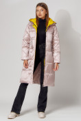 Купить Пальто утепленное стеганое зимние женское  розового цвета 448613R, фото 8