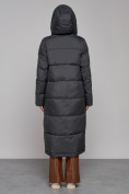 Купить Пальто утепленное с капюшоном зимнее женское темно-серого цвета 51156TC, фото 4