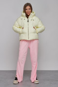 Купить Зимняя женская куртка модная с капюшоном светло-желтого цвета 512305SJ, фото 14