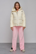 Купить Зимняя женская куртка модная с капюшоном светло-желтого цвета 52303SJ