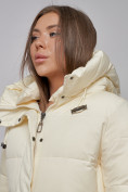 Купить Зимняя женская куртка модная с капюшоном светло-желтого цвета 52303SJ, фото 17
