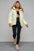 Купить Зимняя женская куртка модная с капюшоном светло-желтого цвета 52308SJ, фото 15