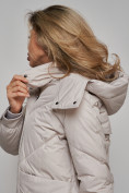 Купить Пальто утепленное молодежное зимнее женское светло-серого цвета 52321SS, фото 16