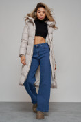 Купить Пальто утепленное молодежное зимнее женское светло-серого цвета 52325SS, фото 15
