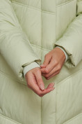 Купить Пальто утепленное молодежное зимнее женское светло-зеленого цвета 52325ZS, фото 14