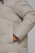 Купить Пальто утепленное молодежное зимнее женское светло-серого цвета 52326SS, фото 13