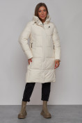 Купить Пальто утепленное молодежное зимнее женское светло-бежевого цвета 52328SB