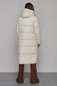 Купить Пальто утепленное молодежное зимнее женское светло-бежевого цвета 52329SB, фото 20