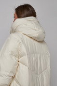 Купить Пальто утепленное молодежное зимнее женское бежевого цвета 52330B, фото 19