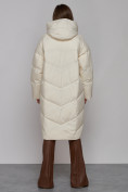 Купить Пальто утепленное молодежное зимнее женское бежевого цвета 52330B, фото 4