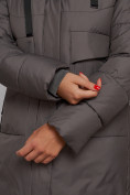 Купить Пальто утепленное молодежное зимнее женское темно-серого цвета 52331TC, фото 14