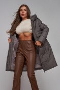 Купить Пальто утепленное молодежное зимнее женское темно-серого цвета 52331TC, фото 15