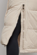 Купить Пальто утепленное молодежное зимнее женское светло-бежевого цвета 52351SB, фото 11