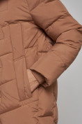 Купить Пальто утепленное молодежное зимнее женское коричневого цвета 52355K, фото 11